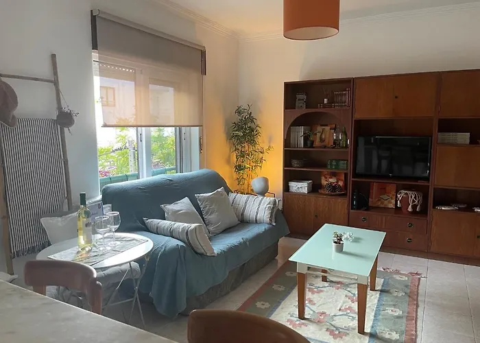 Besthomestay- Caparica Beach Lisbon
