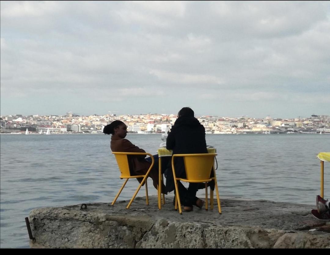 Besthomestay- Caparica Lisbon * Almada